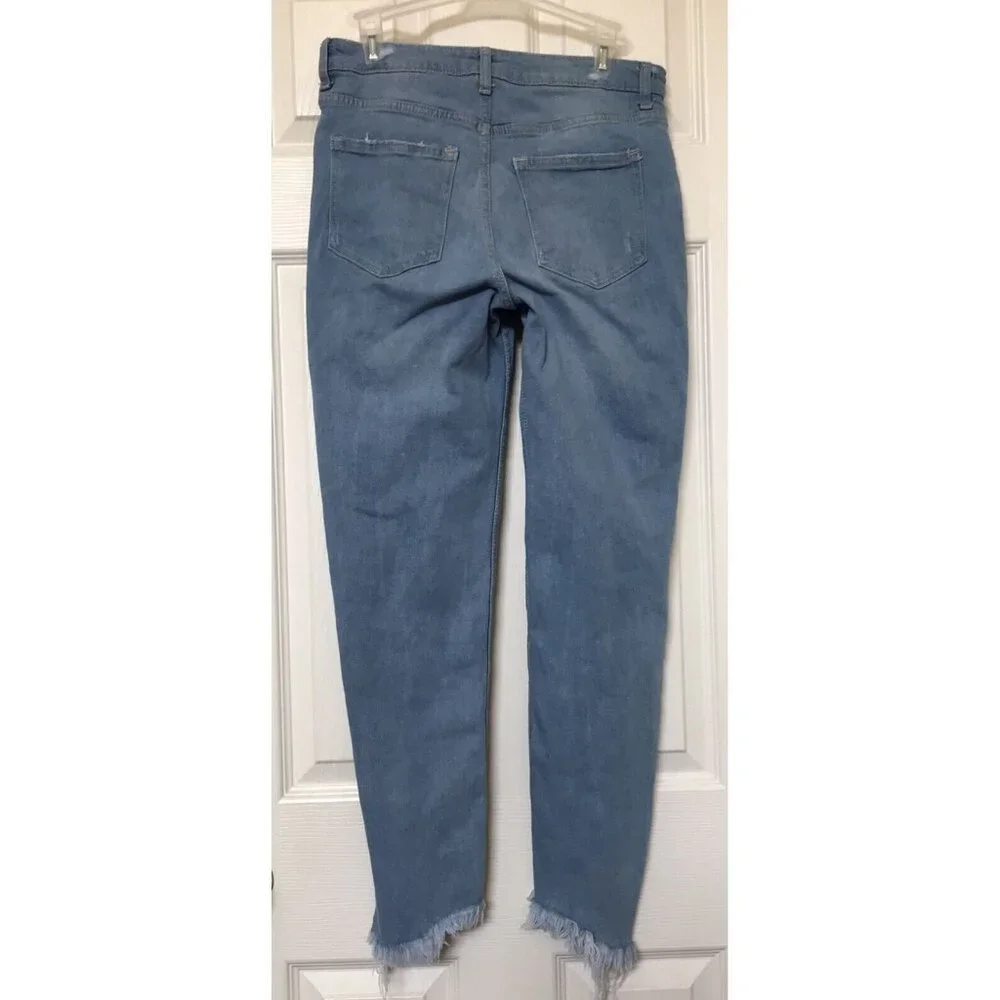 Divided H & M Distressed Light Blue Denim Crop Skinny Jeans Size 6 Destroyed Hem - Picture 10 of 10